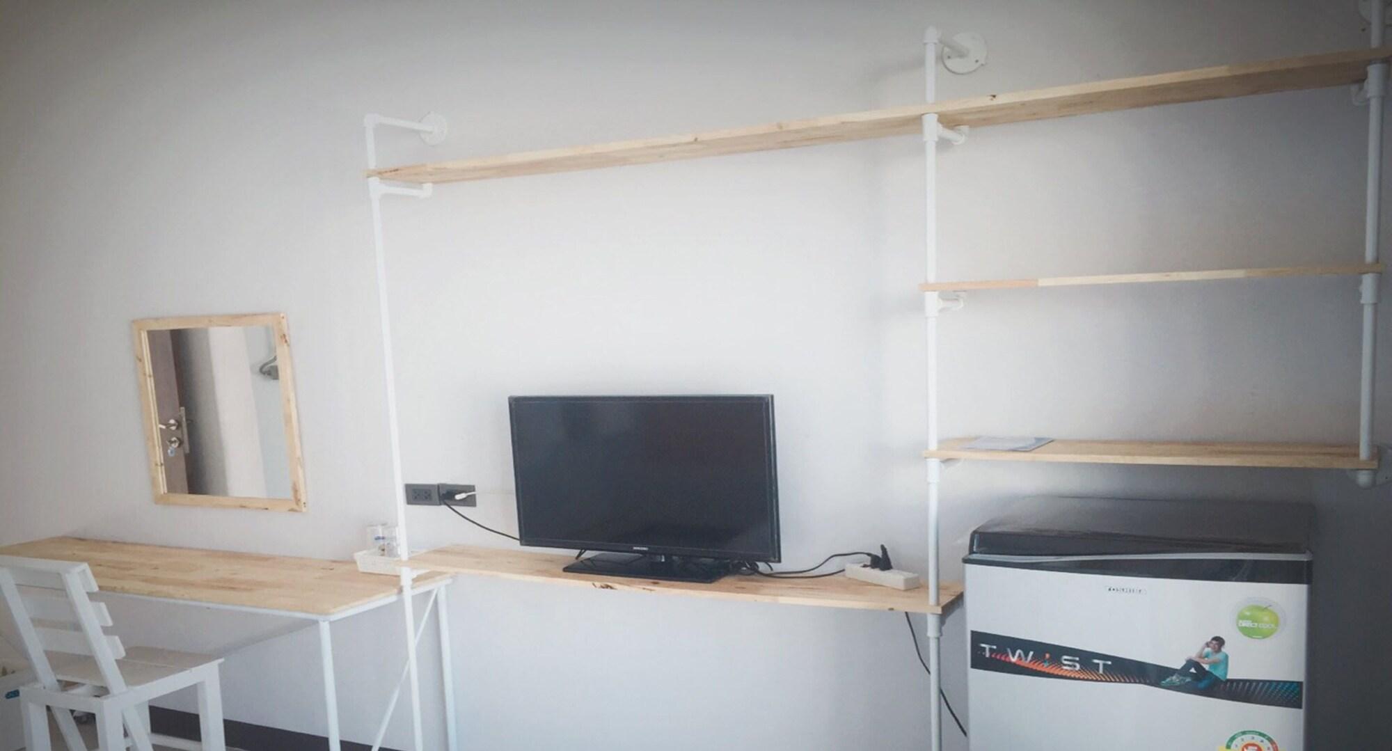 Rinrada Loft Resident Hotel Csiangmaj Kültér fotó