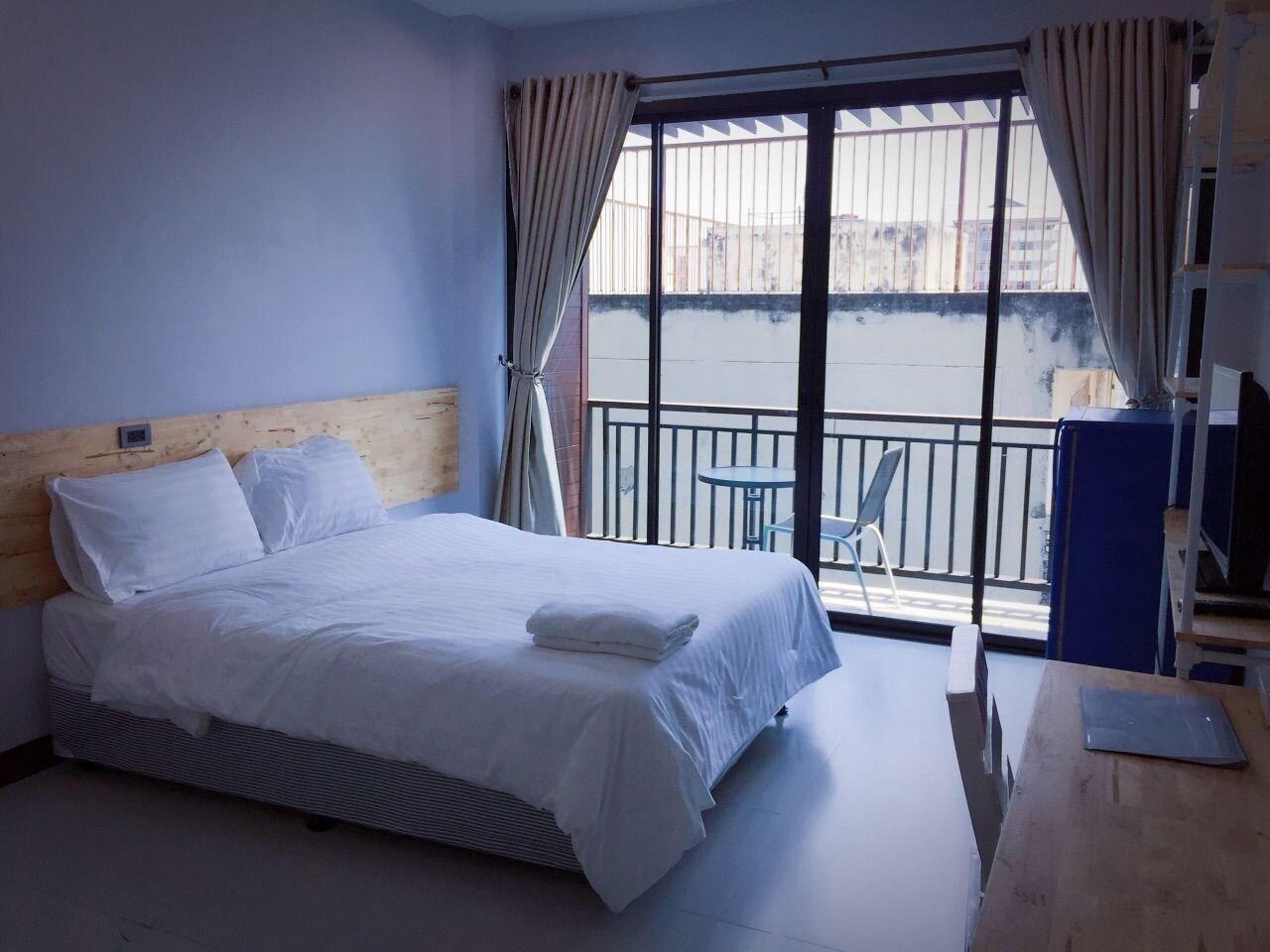 Rinrada Loft Resident Hotel Csiangmaj Kültér fotó