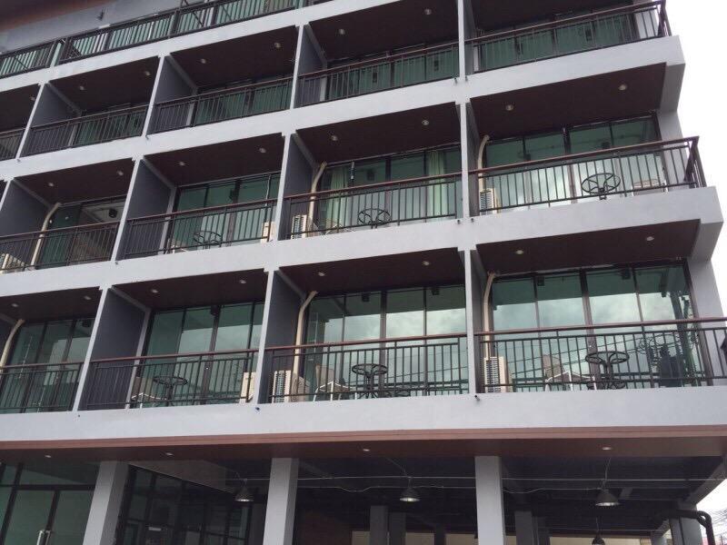 Rinrada Loft Resident Hotel Csiangmaj Kültér fotó