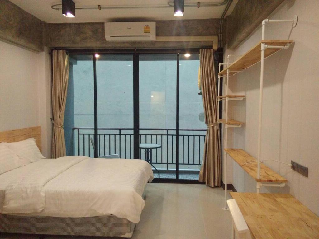 Rinrada Loft Resident Hotel Csiangmaj Kültér fotó